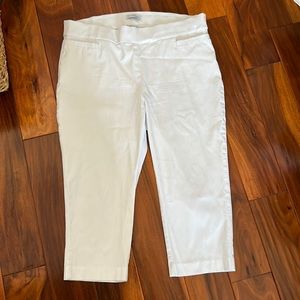 Kim Rogers Capris, size 18W, white, great condition